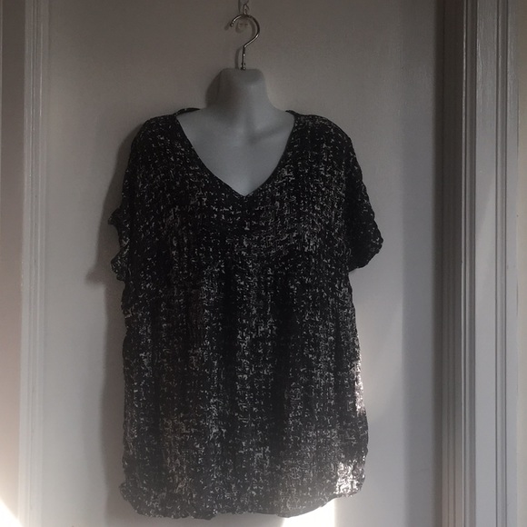 Liz Lange Large Black & White Maternity Blouse - Picture 2 of 5
